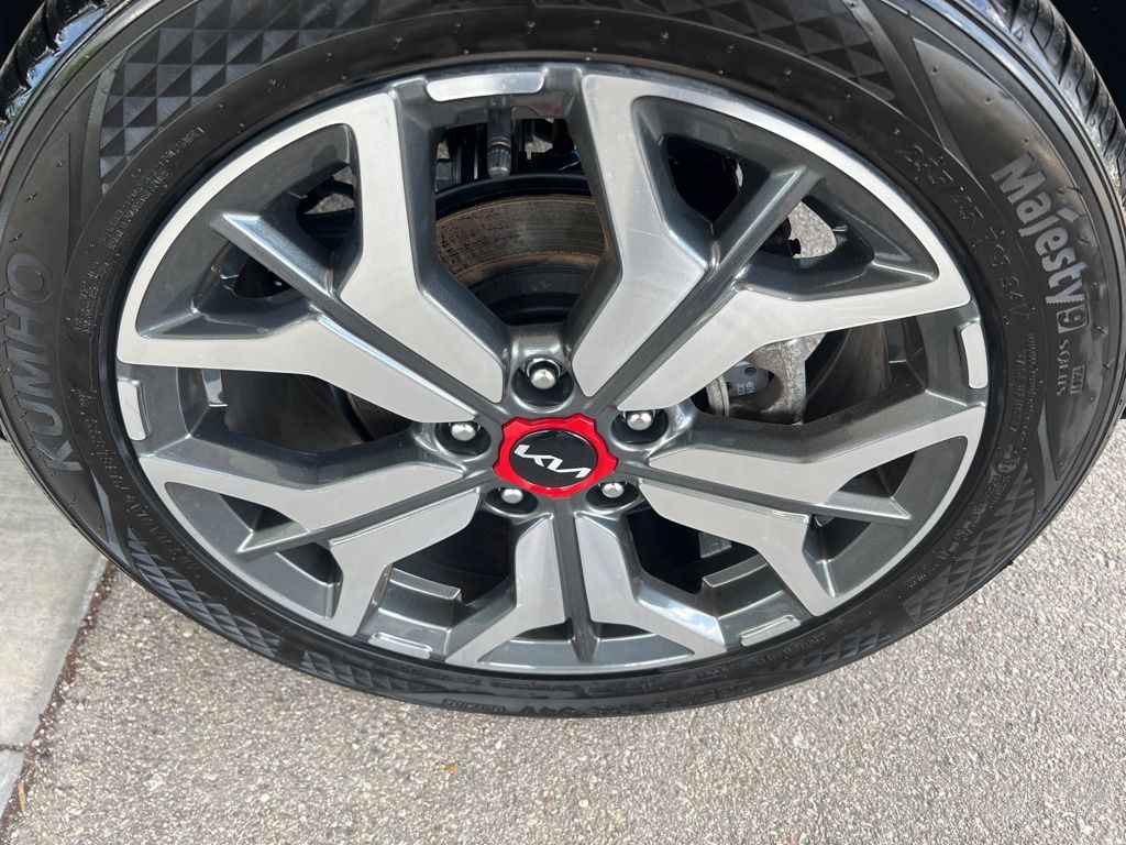 2023 Kia Seltos SX photo 40