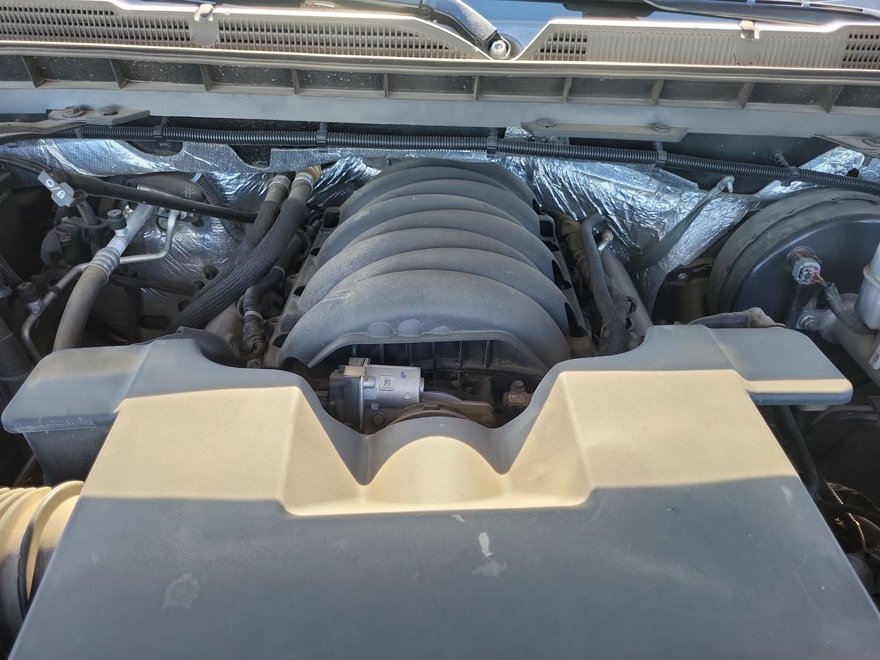 2016 Chevrolet Silverado 1500 LT photo 32