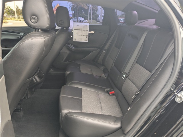 2019 Chevrolet Impala 1LT photo 11