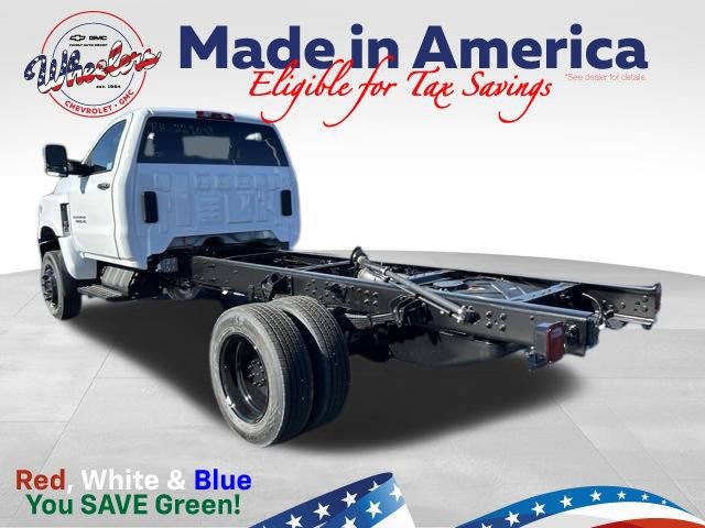 2024 Chevrolet Silverado 6500HD Work Truck LT photo 3