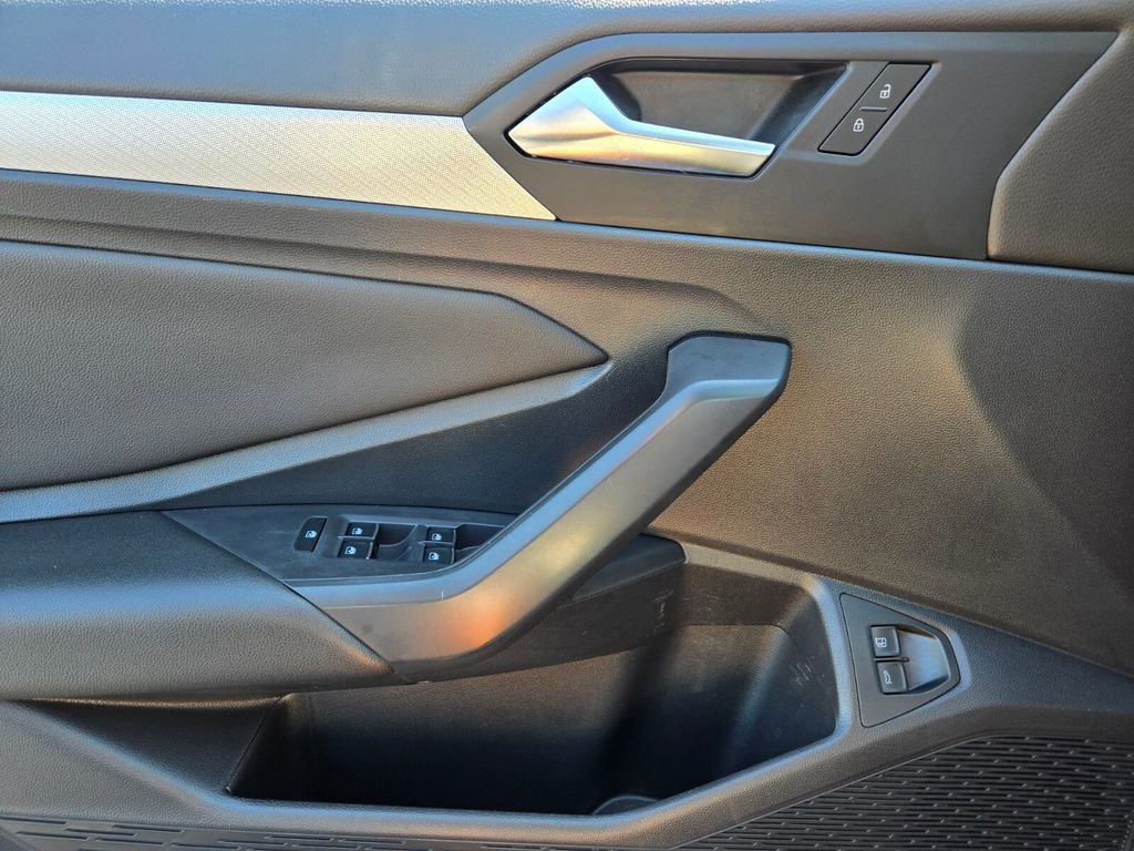 2021 Volkswagen Jetta S photo 17