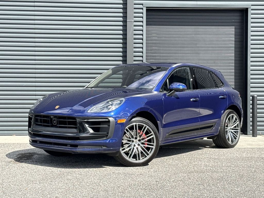 2025 Porsche Macan S