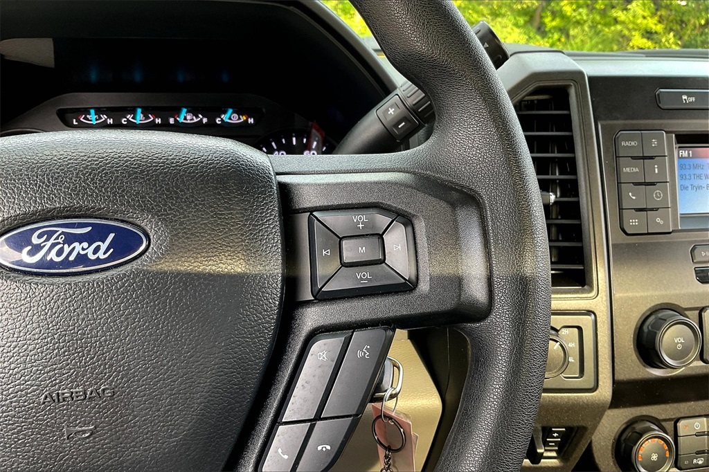 2022 Ford F-350 XL photo 21
