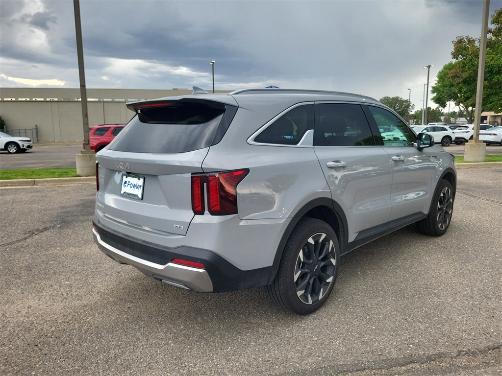 2025 Kia Sorento EX photo 2
