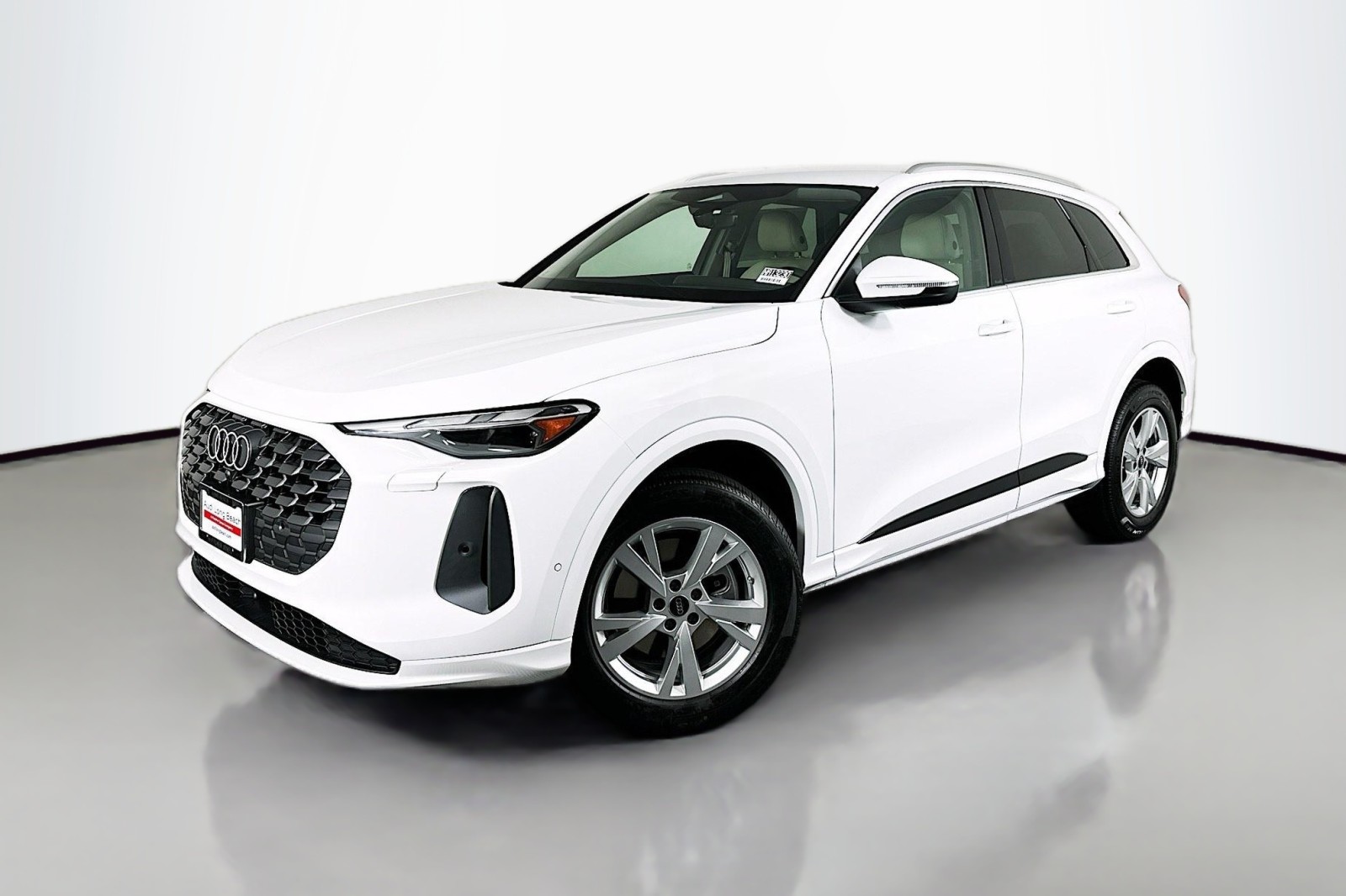 2025 Audi New Q5 Premium's photo