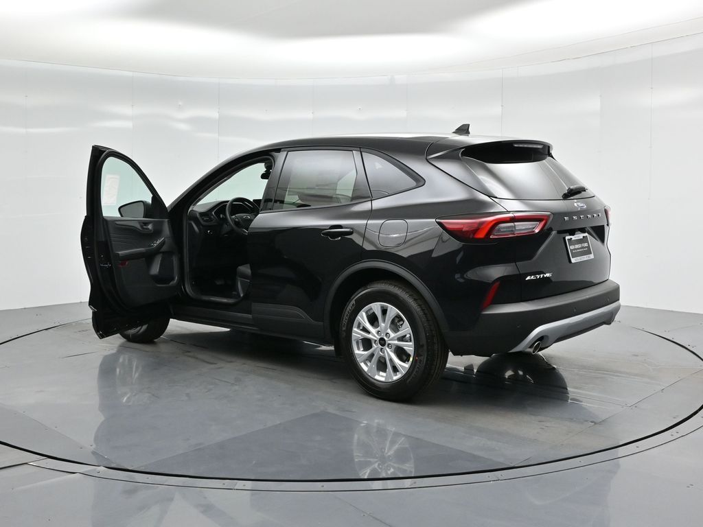 2025 Ford Escape Active photo 5