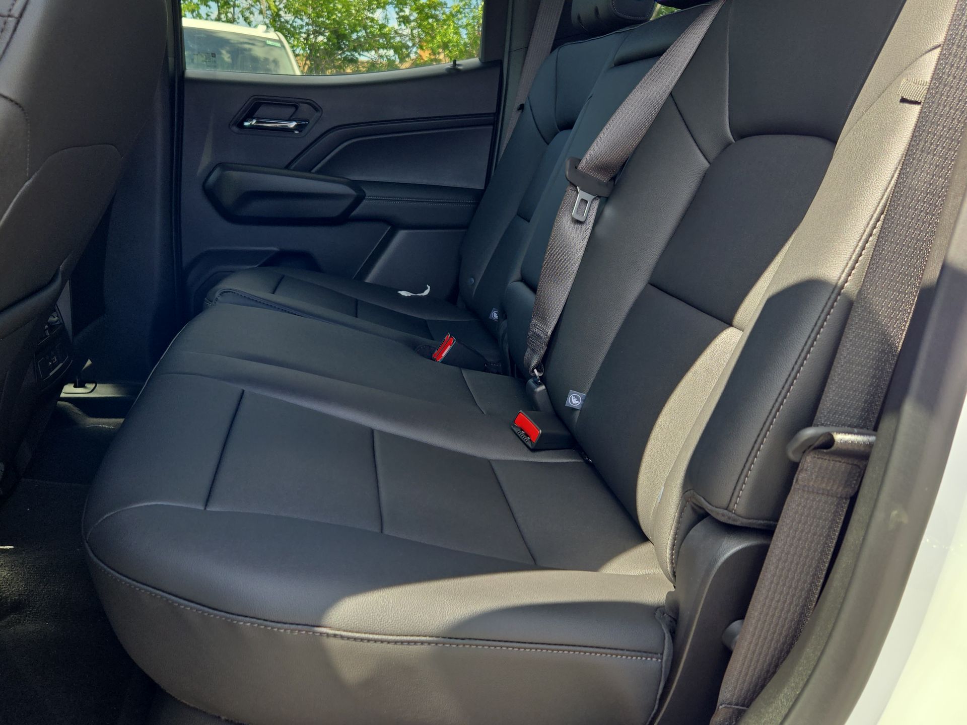 2025 Chevrolet Colorado Work Truck LT photo 29
