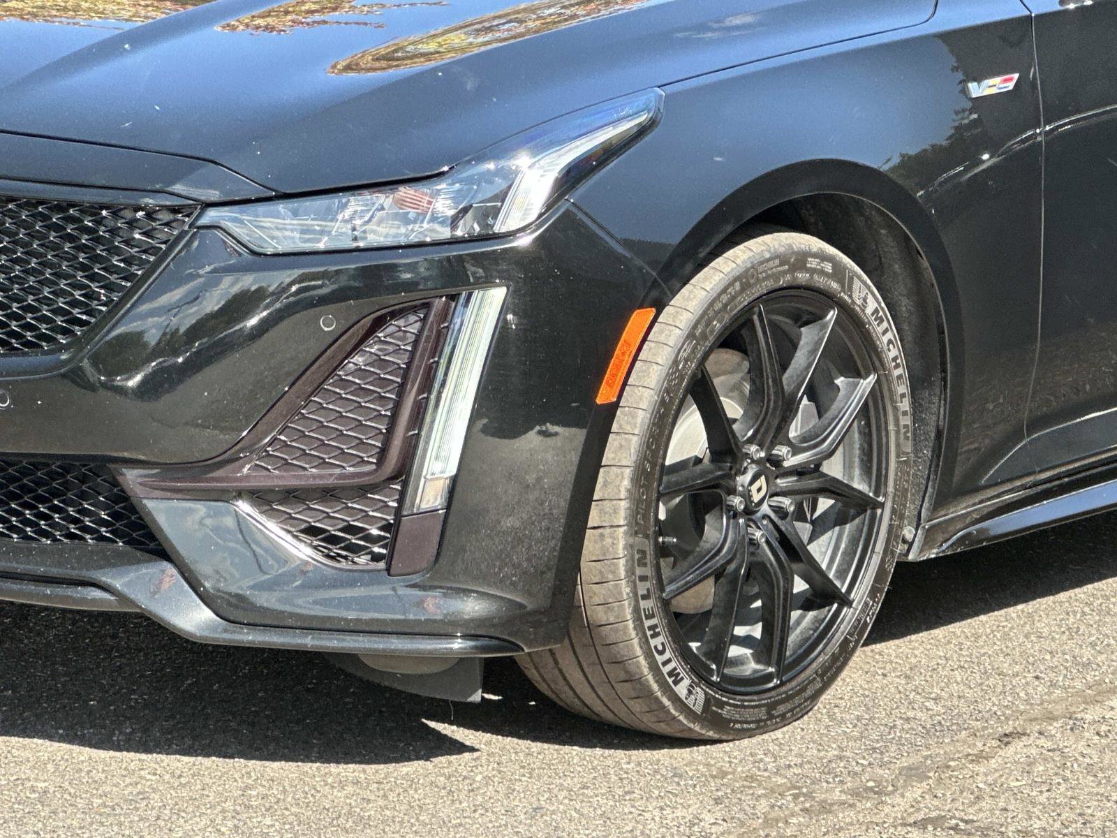 2023 Cadillac CT5 V photo 7