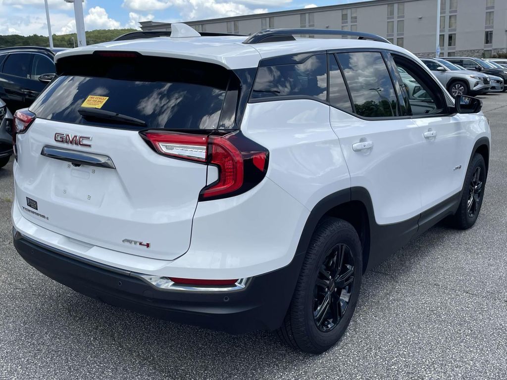 2024 Gmc Terrain AT4 photo 3