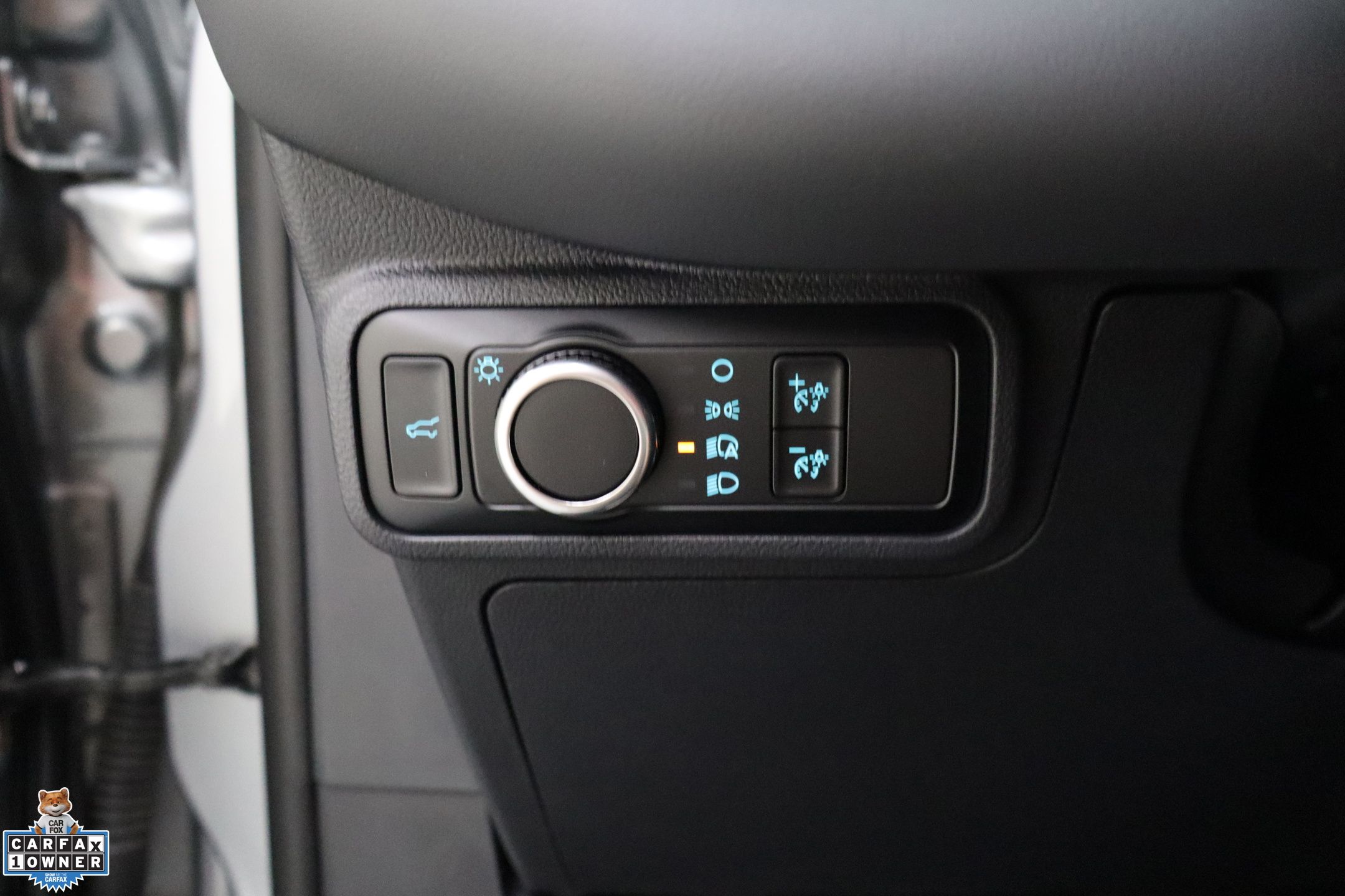 2025 Ford Explorer photo 15