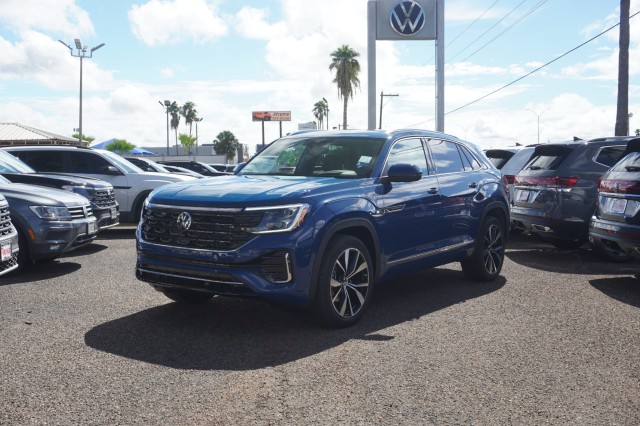 2026 Volkswagen Atlas Cross Sport SEL Premium R-LINE's photo