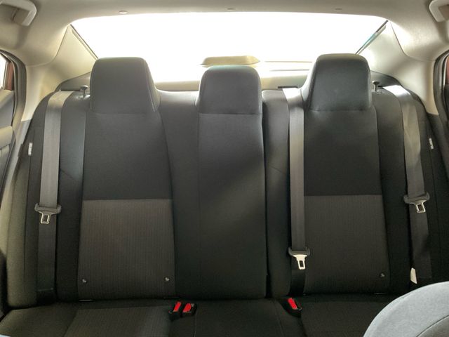 2025 Nissan Sentra SV photo 14
