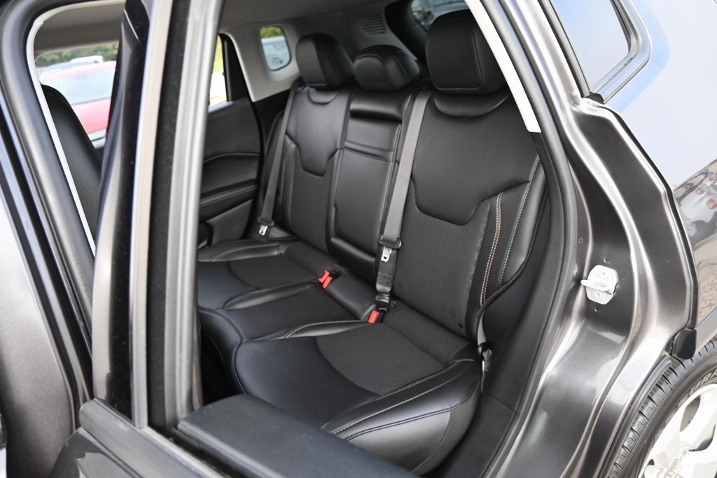 2019 Jeep Compass Latitude photo 22