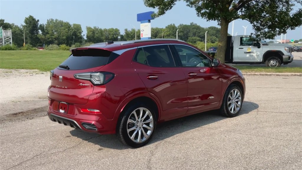2024 Buick Encore GX Avenir photo 8