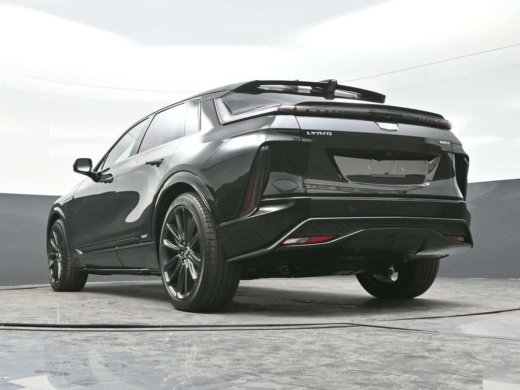 2026 Cadillac Lyriq photo 18
