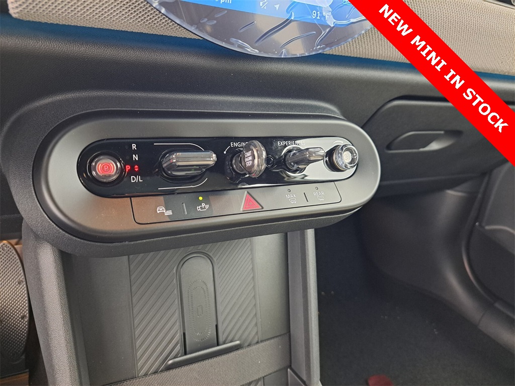 2025 Mini Cooper 4 Door Hardtop Signature photo 15