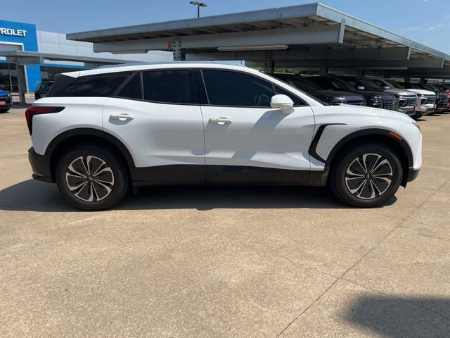 2025 Chevrolet Blazer EV photo 3