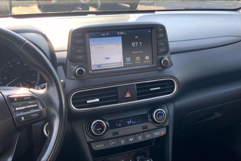 2021 Hyundai Kona Ultimate photo 3