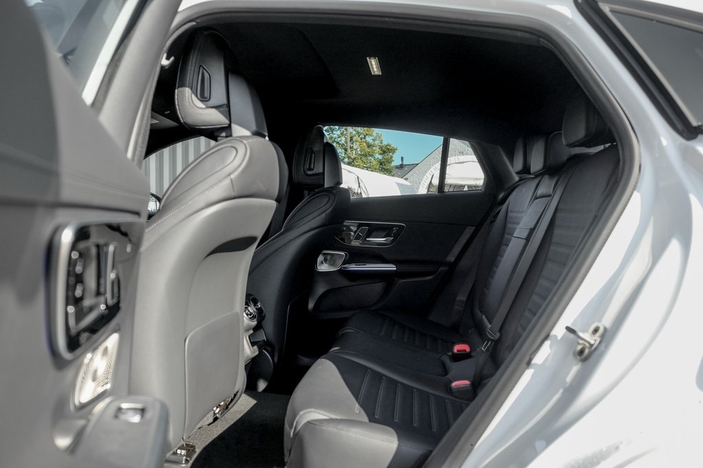 2026 Mercedes Benz GLC 43 AMG photo 16