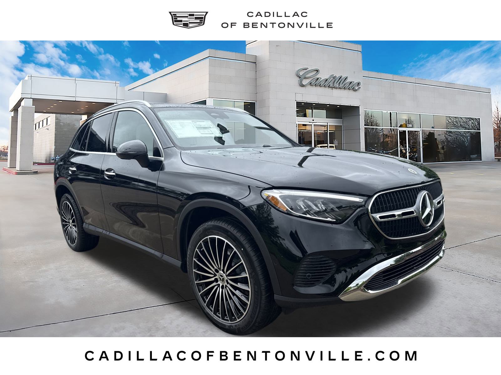 2025 Mercedes-Benz GLC Base's photo