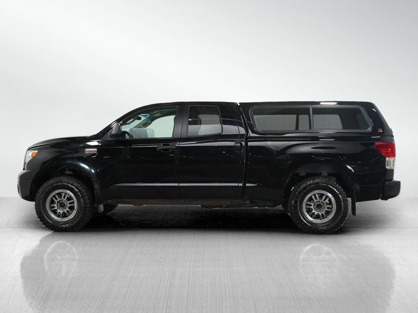 Used 2010 Toyota Tundra Tundra Grade with VIN 5TFUW5F18AX110638 for sale in Bloomington, Minnesota