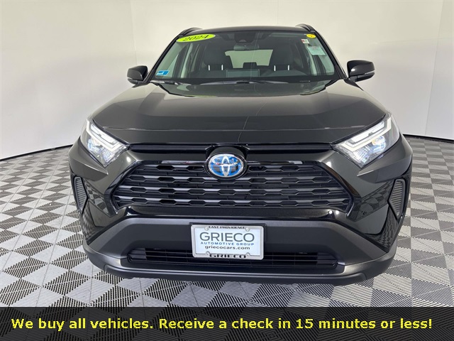 2024 Toyota RAV4 Hybrid LE photo 2