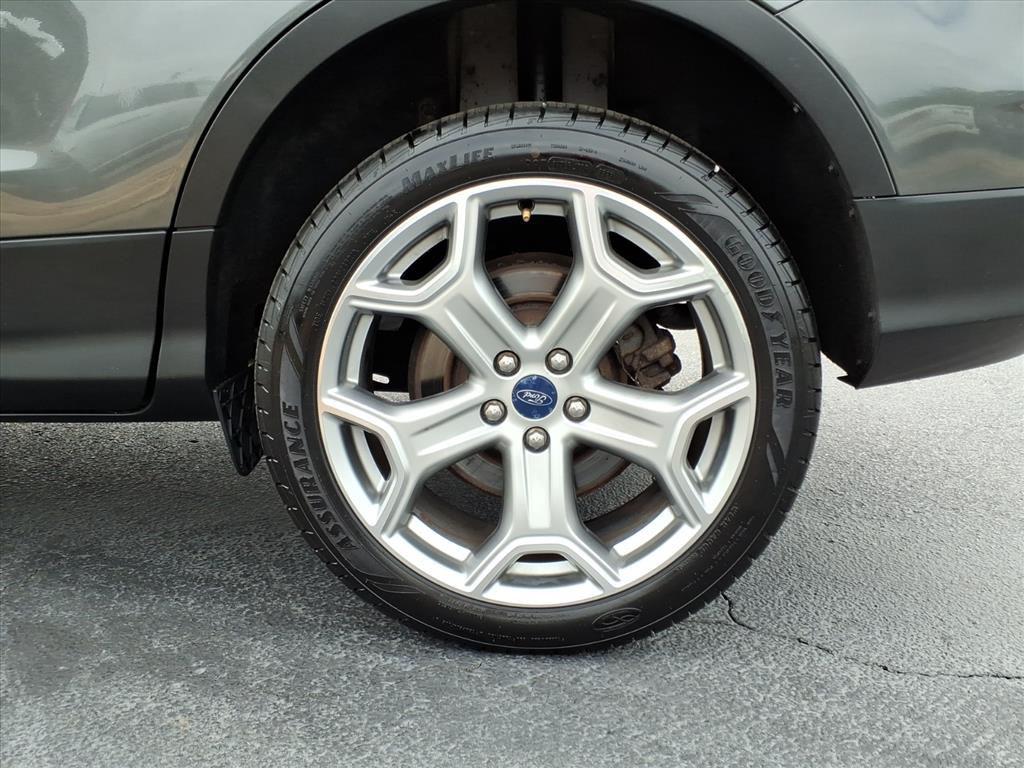 2017 Ford Escape Titanium photo 22