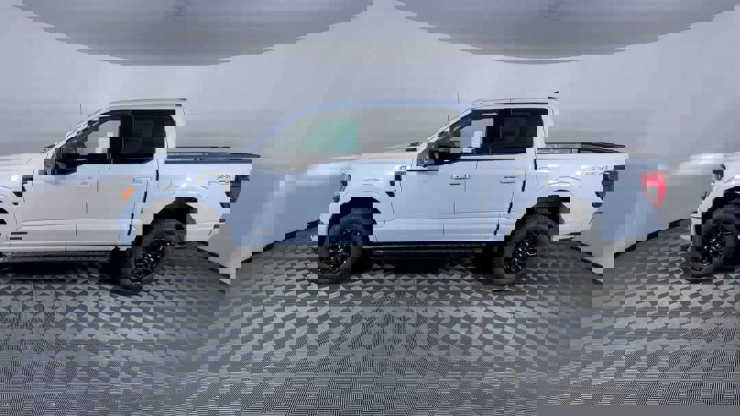 2025 Ford F-150 XLT photo 5