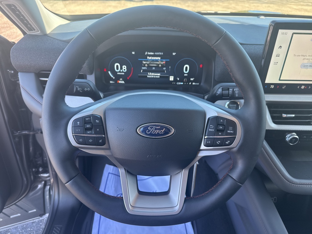 2026 Ford Explorer photo 3