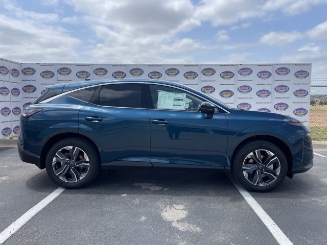 2025 Nissan Murano SL's photo