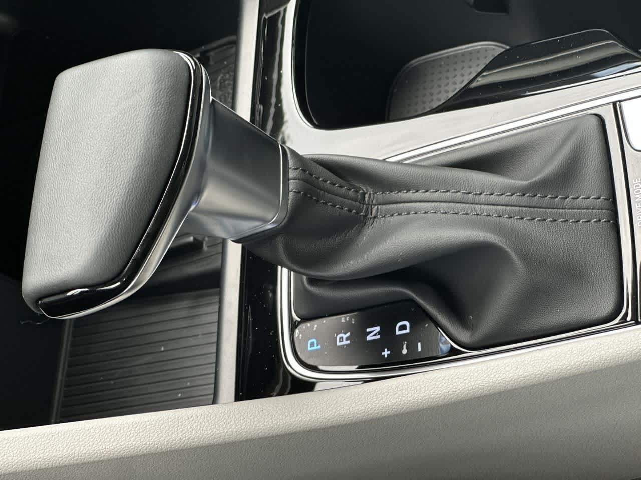 2025 Hyundai Tucson SEL Convenience photo 19