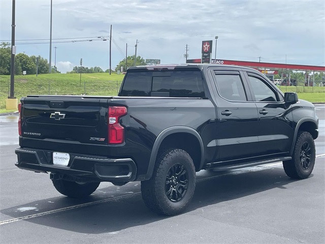2023 Chevrolet Silverado 1500 ZR2 photo 3