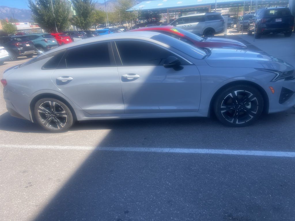 2024 Kia K5 GT-Line photo 4