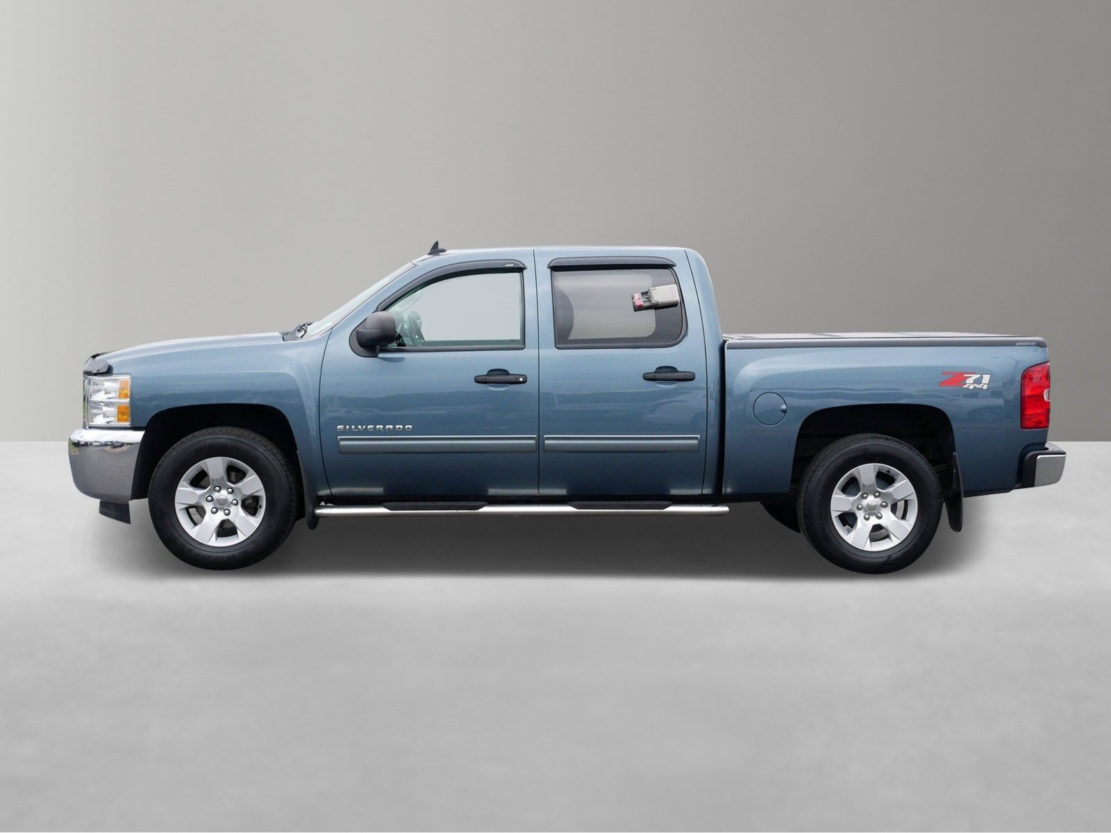 Used 2013 Chevrolet Silverado 1500 LT with VIN 3GCPKSE78DG331355 for sale in White Bear Lake, Minnesota