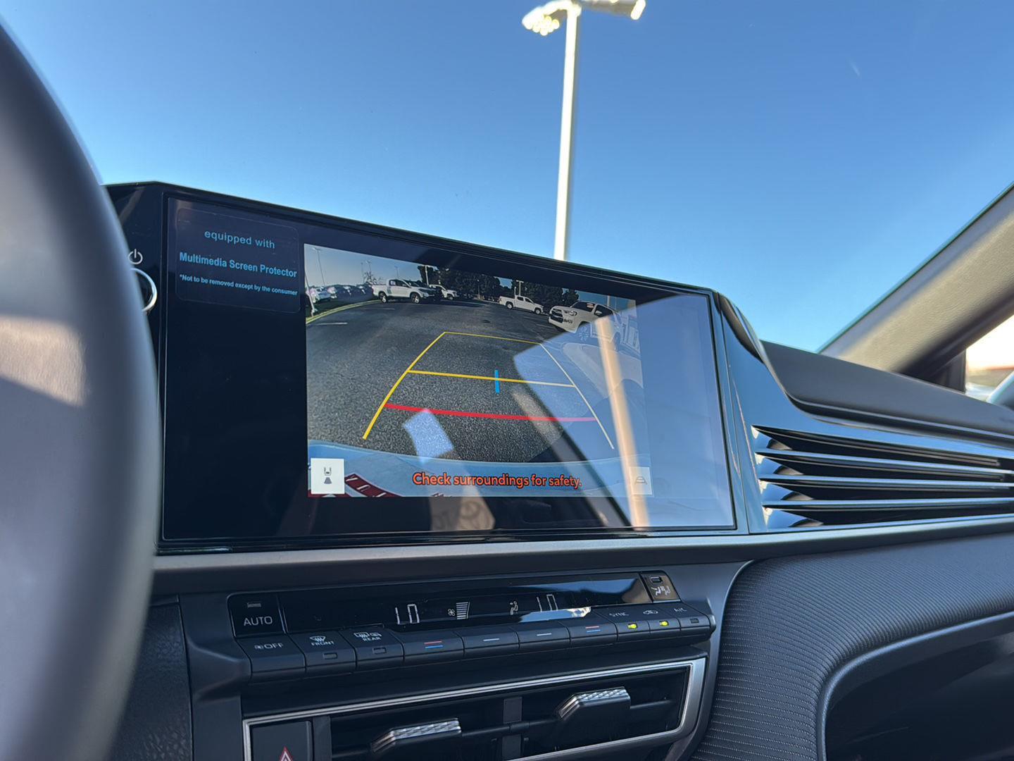 2025 Toyota Camry SE photo 22