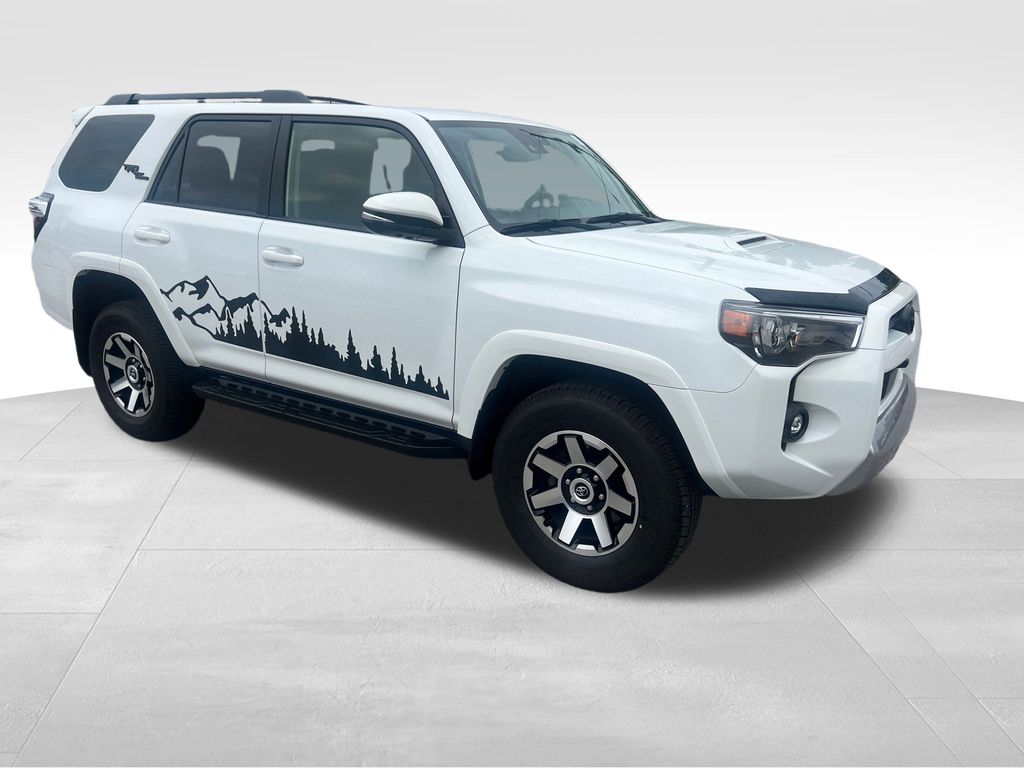 2024 Toyota 4Runner TRD Off-Road Premium photo 4
