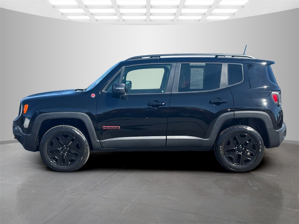2018 Jeep Renegade Trailhawk photo 3