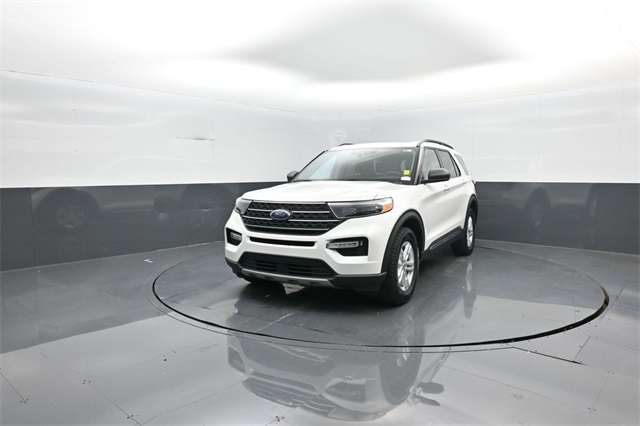 2022 Ford Explorer XLT photo 2
