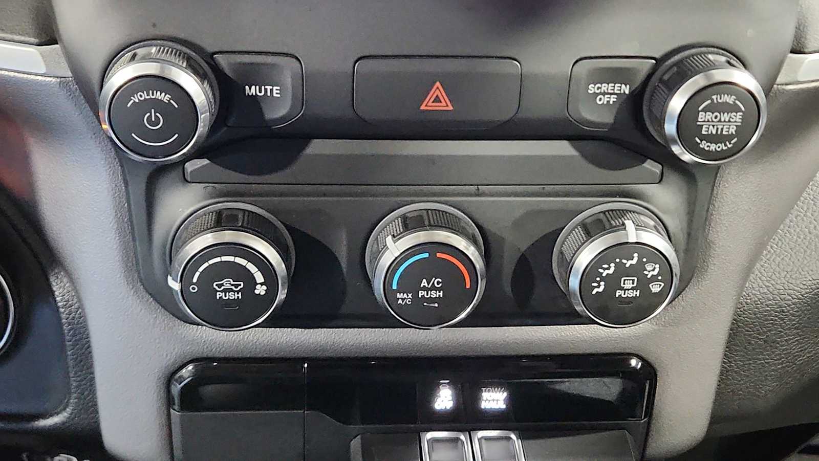 2020 Ram 1500 Big Horn photo 22