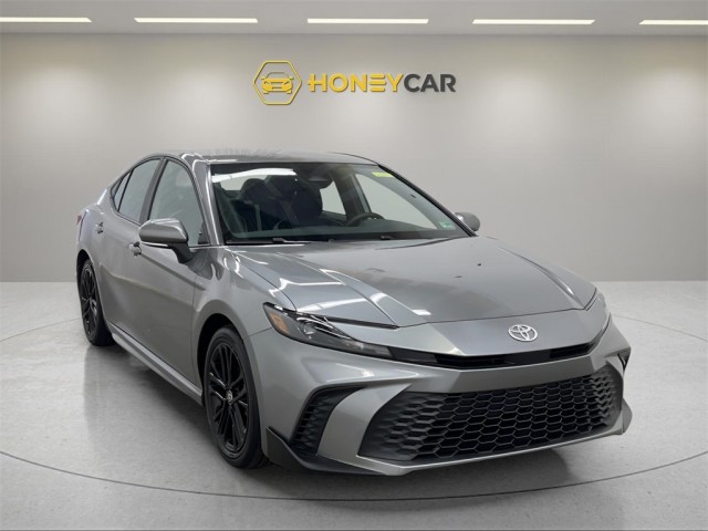 Certified Pre-Owned 2025 Toyota Camry SE