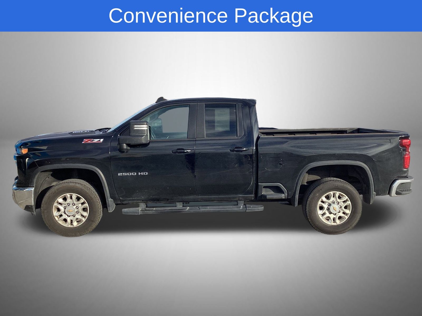 2024 Chevrolet Silverado 2500HD LT photo 2