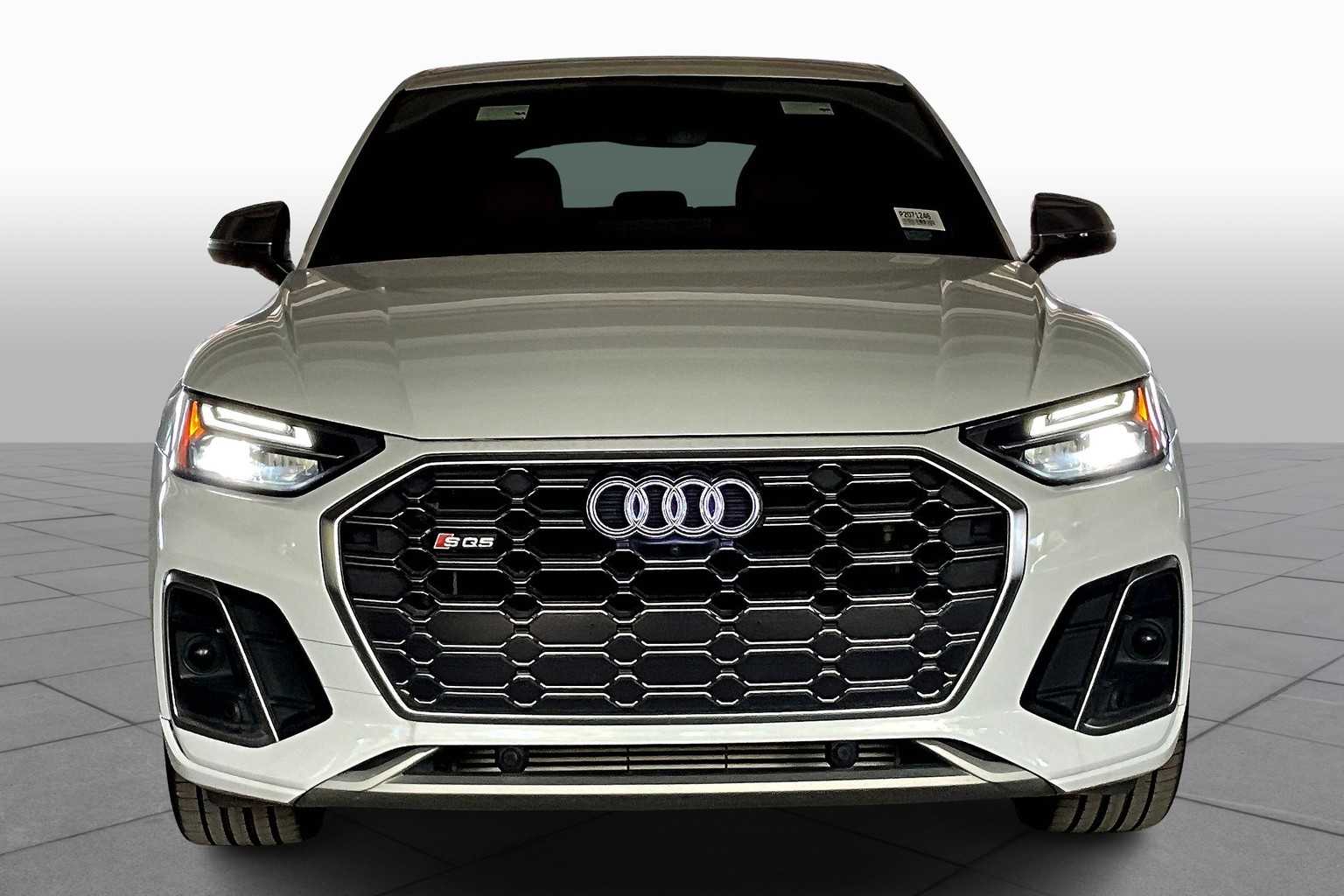 2023 Audi SQ5 Premium Plus photo 2