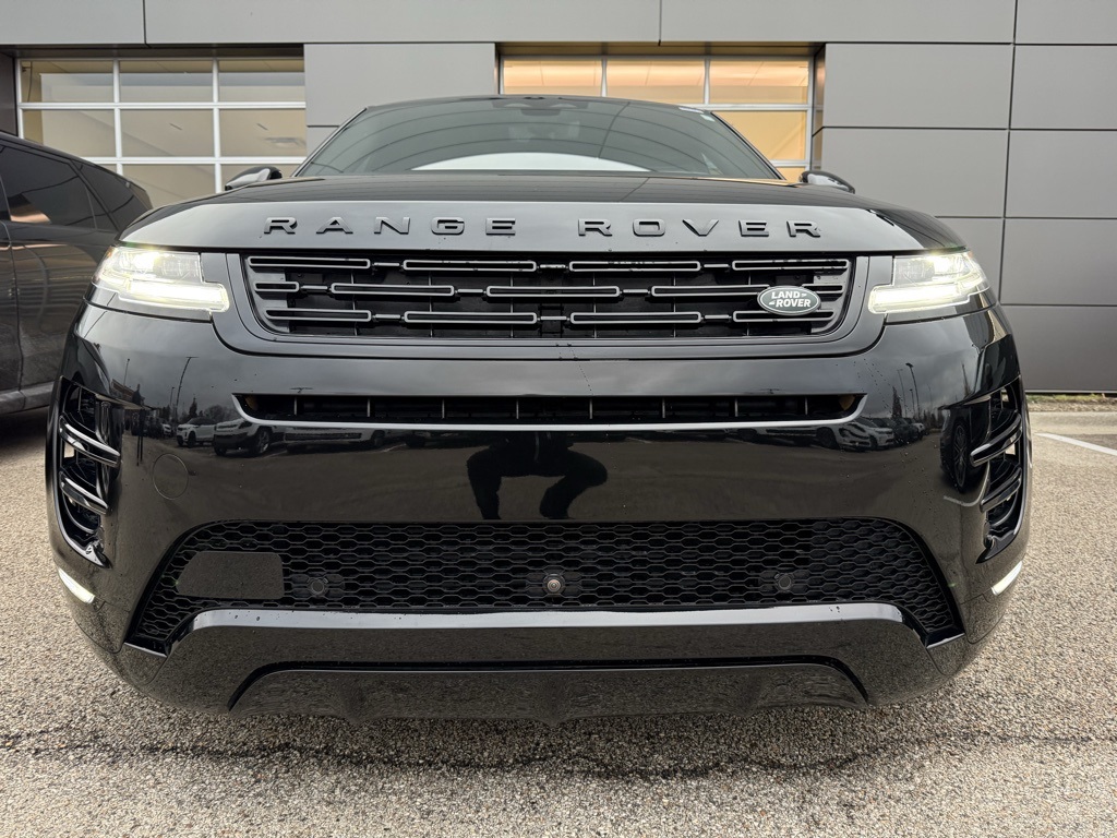 2024 Land Rover Range Rover Evoque Dynamic SE photo 4