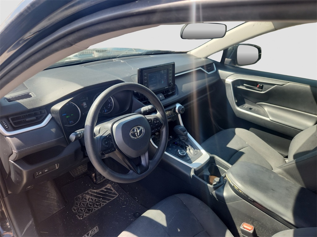 2020 Toyota RAV4 Hybrid LE photo 7