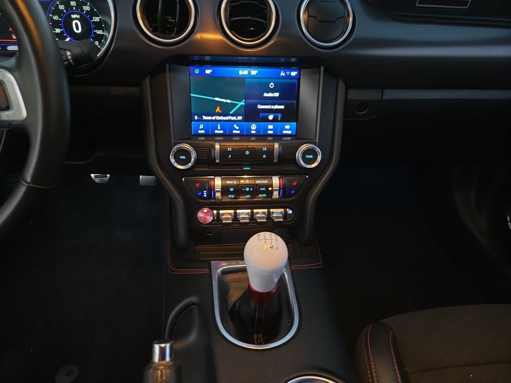 2022 Ford Mustang GT Premium photo 13