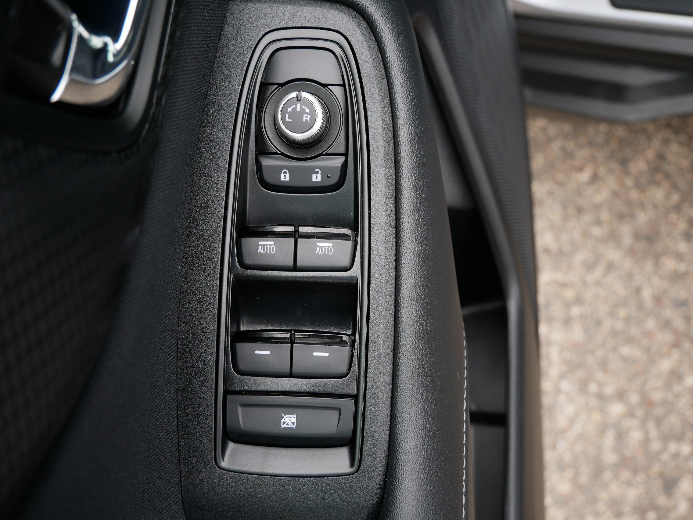 2025 Subaru Outback Premium photo 19