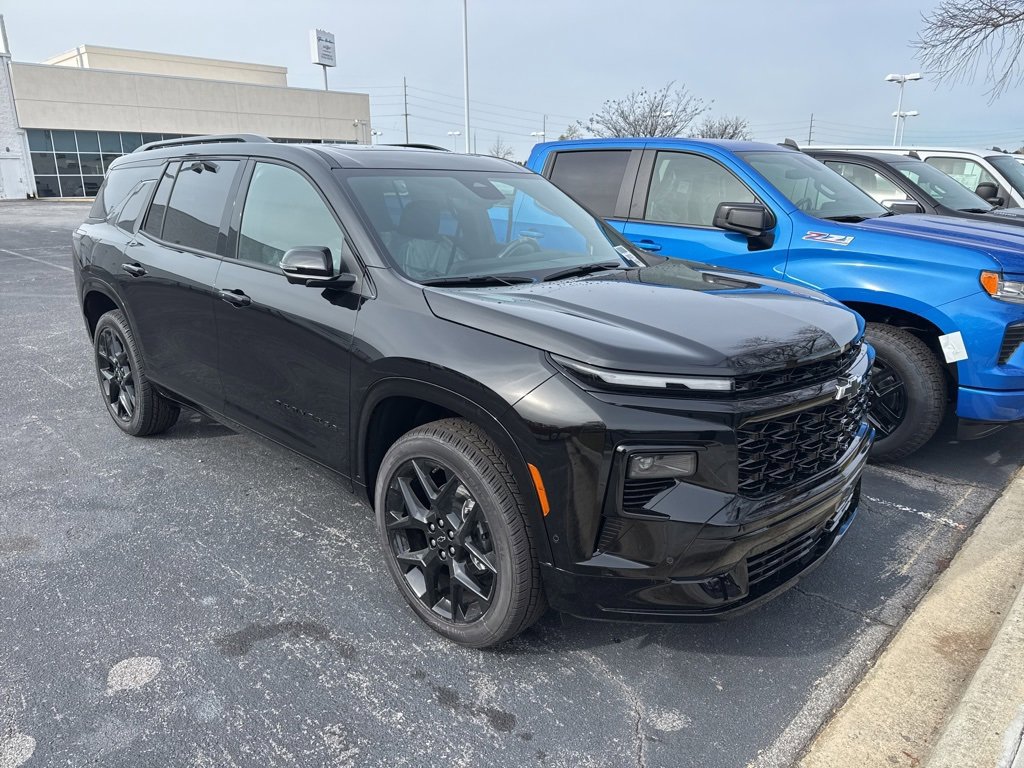 2026 Chevrolet Traverse RS photo 2