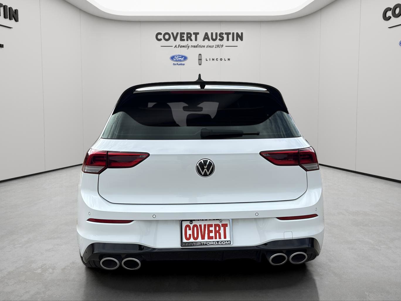 2024 Volkswagen Golf R photo 4