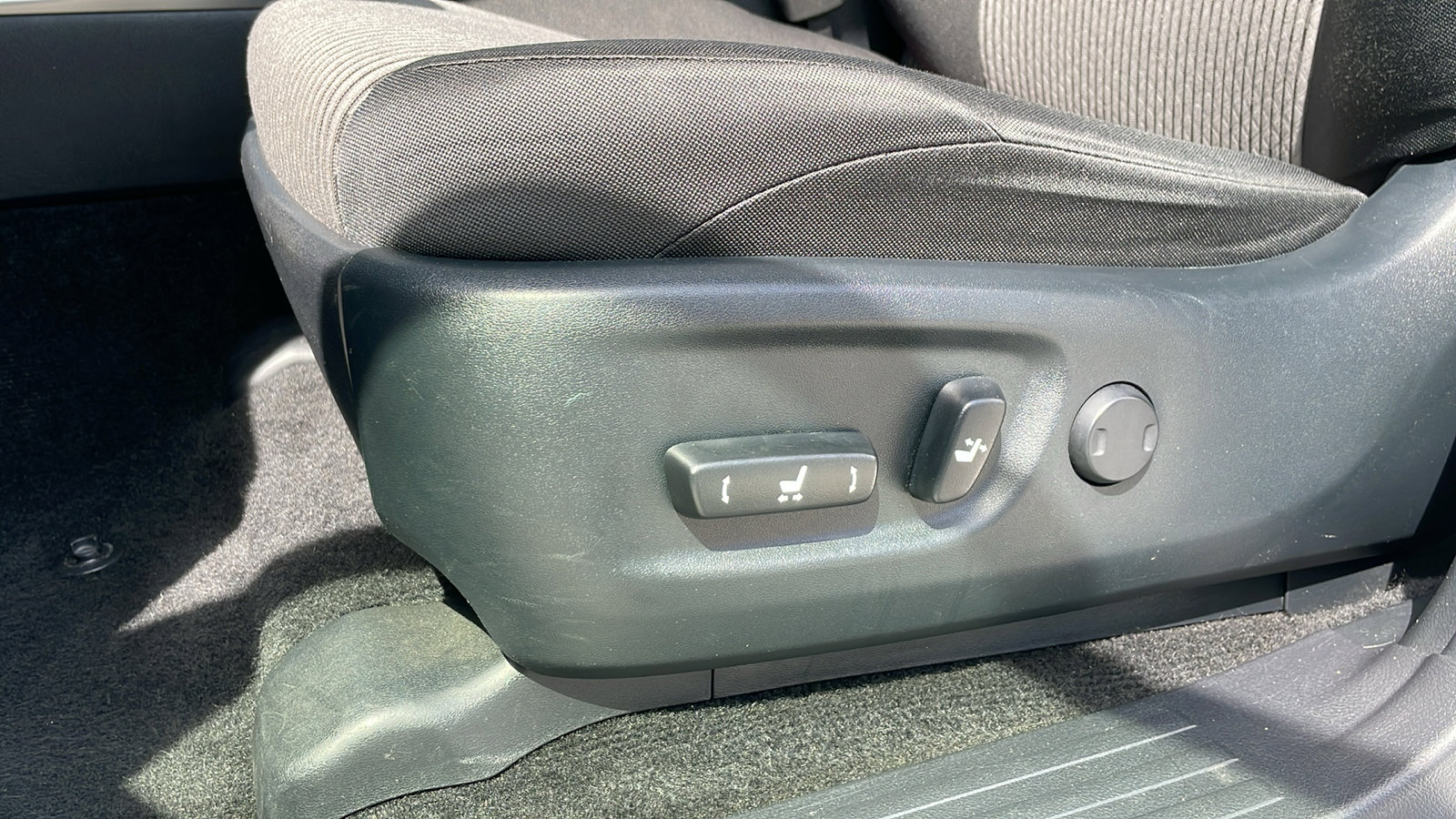 2023 Toyota 4Runner SR5 photo 22