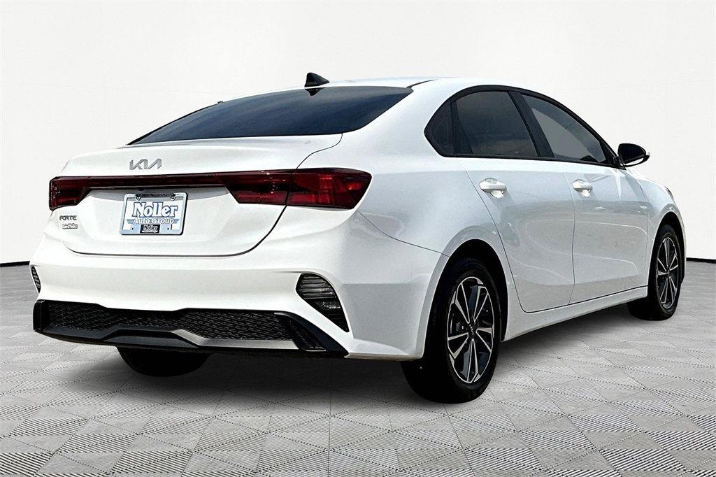 Used 2024 Kia Forte LXS with VIN 3KPF24AD5RE836775 for sale in Kansas City